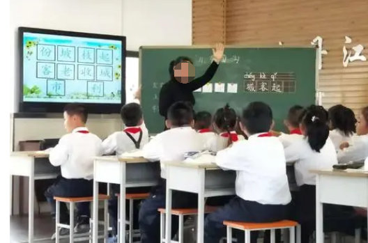 低年级识字教学中汉字优秀思想文化的融入