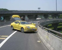 车体痕迹检验技术在交通事故处理中的应用